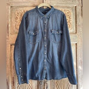 EUC: J.Crew Snap Button Denim Shirt /24/